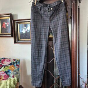 Ladies pants. Soho. Medium